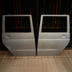 боковая задняя дверь левая стеклопластиковая для У@З 3163 p@triot