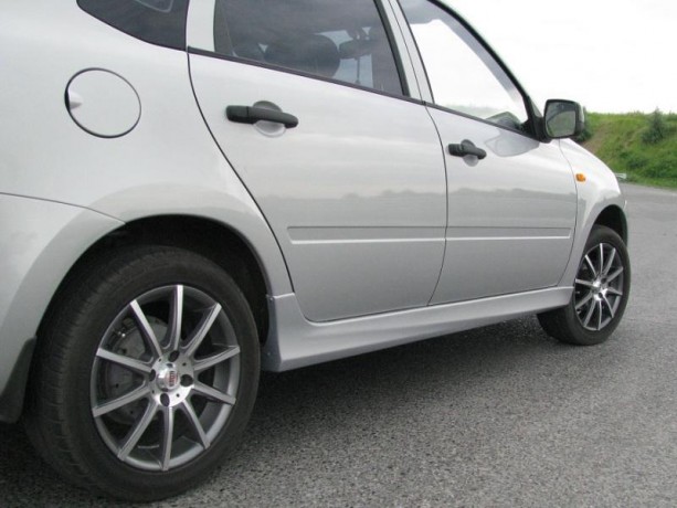 Накладки на пороги "Форсаж" B@3 2190 "L@DA Gr@nt@" купить недорого с доставкой в Санкт-Петербург