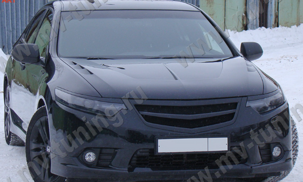 Планка в решетку радиатора "Sport" для Honda Accord VIII (2011-2013) купить недорого с доставкой в Санкт-Петербург