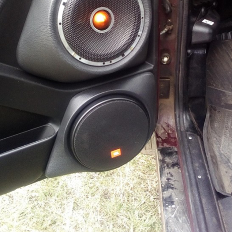 Подиумы B@3 21214, L@DA 4x4 Urban (на нижнюю часть обивки, под динамик 20см) купить недорого с доставкой в Санкт-Петербург