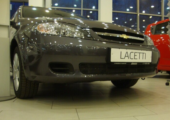 Защита радиатора "Standart" Chevrolet Lacetti (хэтчбек) чёрная купить недорого с доставкой в Санкт-Петербург
