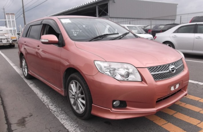 Накладки (клыки) на передний бампер (сток) Toyota Corolla (141) Дорестайлинг купить недорого с доставкой в Санкт-Петербург