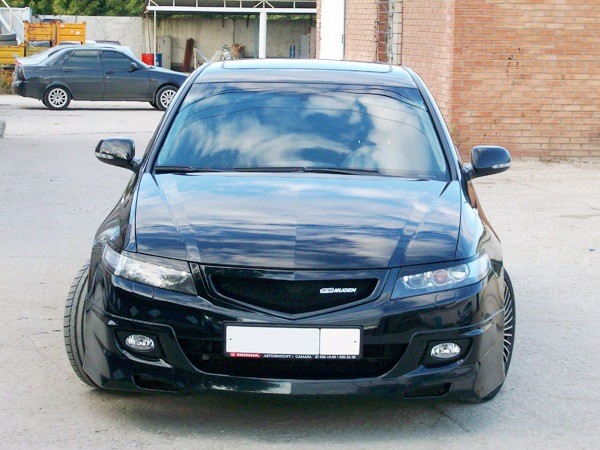 Решетка радиатора (сетка в комплекте) "MUGEN Style" для Honda Accord VII (2006-2008) купить недорого с доставкой в Санкт-Петербург