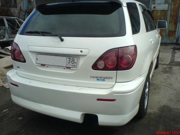 Бампер задний "Traum" Toyota Harrier (Кузов 10) купить недорого с доставкой в Санкт-Петербург