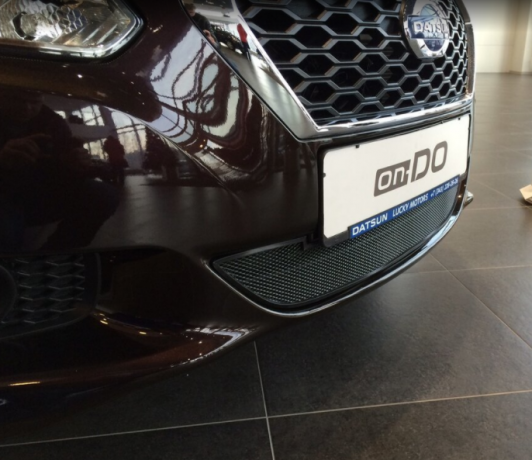 Защита радиатора "Standart" Datsun on-Do (2014-н.в.) чёрная купить недорого с доставкой в Санкт-Петербург