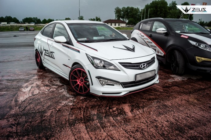 Аэродинамический обвес "ZEUS" Hyundai Solaris 2015-н.в. Рестайлинг купить недорого с доставкой в Санкт-Петербург