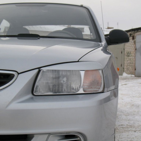 Накладки на фары (реснички) для Hyundai Accent (1999-2012) купить недорого с доставкой в Санкт-Петербург