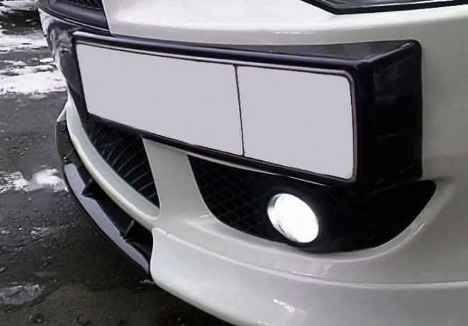Рамка под номер на передний бампер для Mitsubishi Lancer X (2010-2016) купить недорого с доставкой в Санкт-Петербург