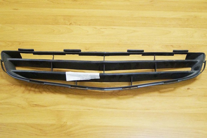 Решетка бампера (центр) Geely MK (1018002986) купить недорого с доставкой в Санкт-Петербург