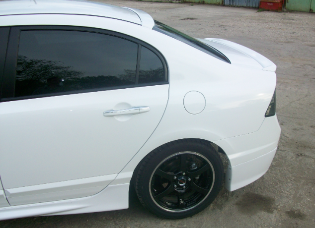 Лип спойлер для Honda Civic 4D (2006-2012) купить недорого с доставкой в Санкт-Петербург