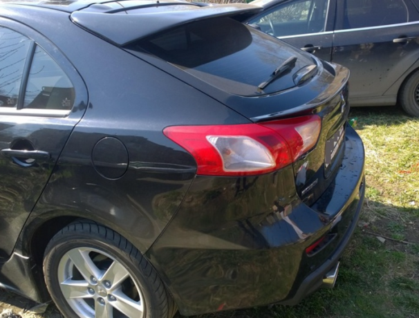 Лип-Спойлер для Mitsubishi Lancer X 5D HB (2007-2016) купить недорого с доставкой в Санкт-Петербург