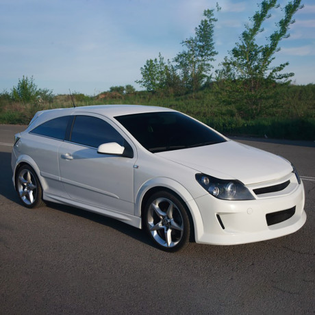 Решетка радиатора "DM Style" для Opel Astra H (2004-2011) купить недорого с доставкой в Санкт-Петербург