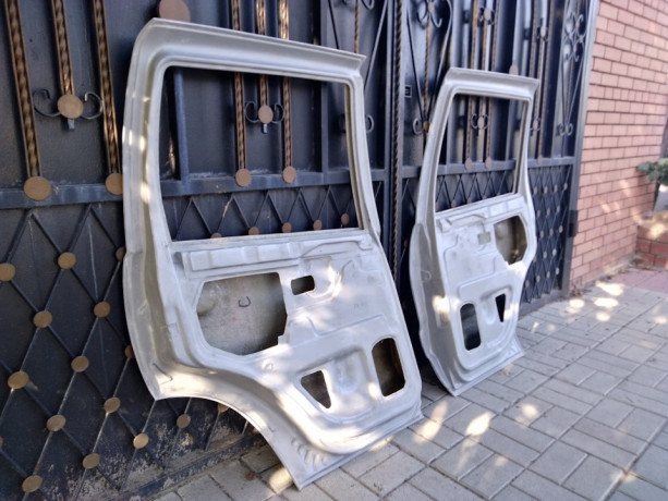 Комплект задних стеклопластиковых дверей для B@3 2123 "Chevrolet Niv@" купить недорого с доставкой в Санкт-Петербург