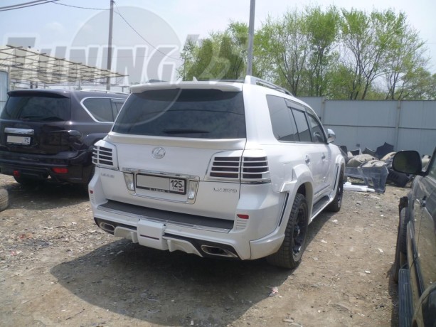 Спойлер средний (под стекло) для Lexus LX 570 (J200, 2013-2016) купить недорого с доставкой в Санкт-Петербург