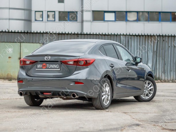 Диффузор заднего бампера var №2 (с килями) для Mazda 3 (2013-н.в.) купить недорого с доставкой в Санкт-Петербург